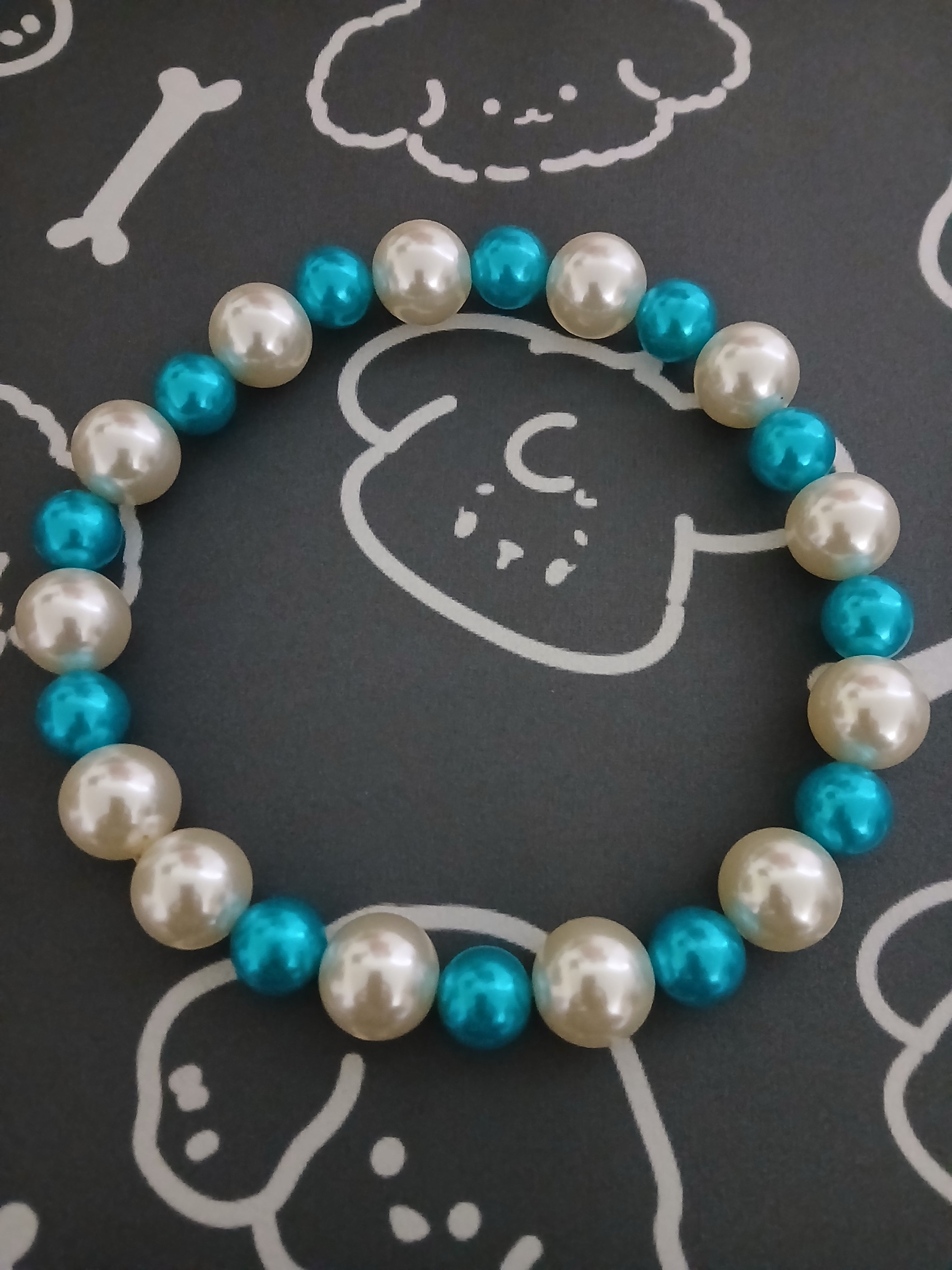 Blue & white Beaded Pearl Necklace